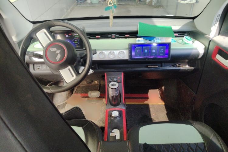 Used Wuling Hongguang MINIEV 2022 GAMEBOY 200km Gaming Edition with Lithium Iron Phosphate Center Console