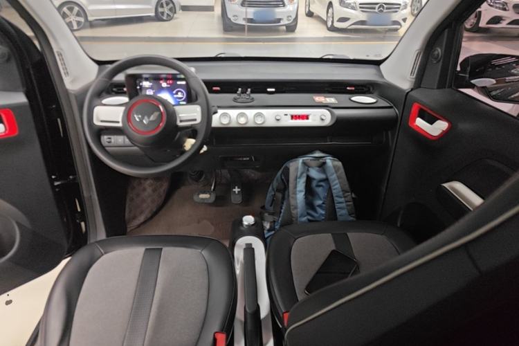Used Wuling Hongguang MINIEV 2022 GAMEBOY 200km Gaming Edition with Lithium Iron Phosphate Center Console