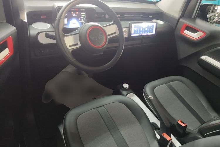 Used Wuling Hongguang MINIEV 2022 GAMEBOY 200km Gaming Edition with Lithium Iron Phosphate Center Console