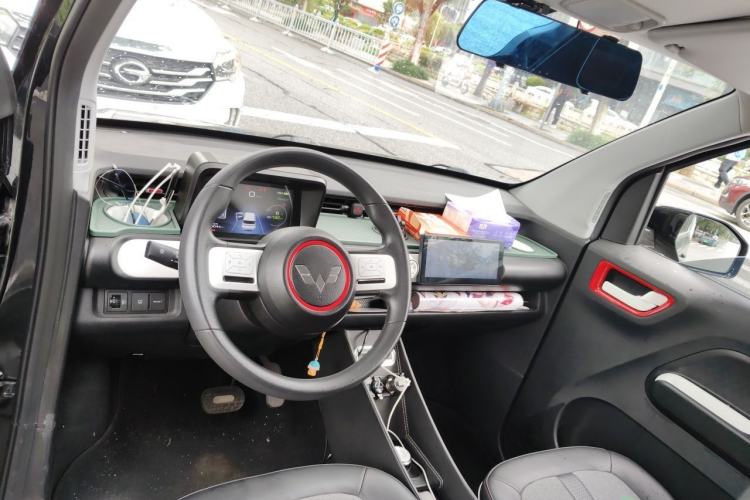 Used Wuling Hongguang MINIEV 2022 GAMEBOY 200km Gaming Edition with Lithium Iron Phosphate Center Console