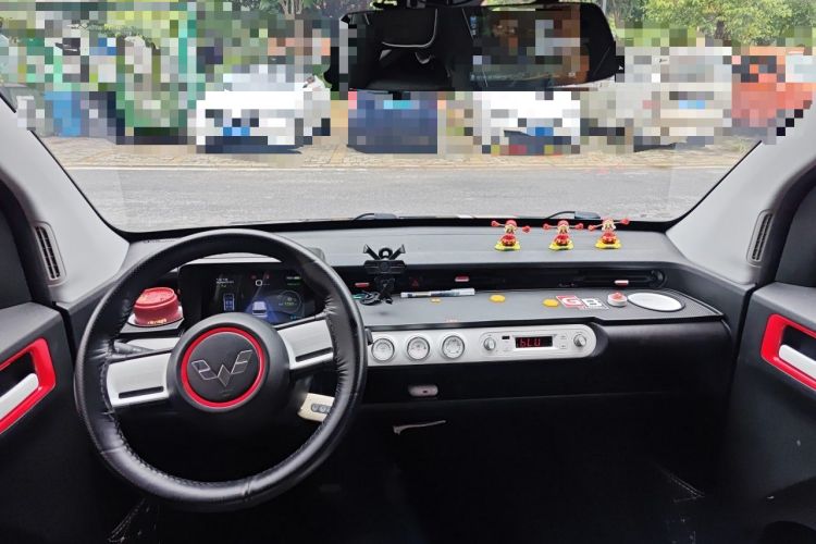 Used Wuling Hongguang MINIEV 2022 GAMEBOY 200km Gaming Edition with Lithium Iron Phosphate Center Console