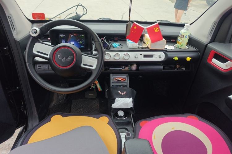 Used Wuling Hongguang MINIEV 2022 GAMEBOY 200km Gaming Edition with Lithium Iron Phosphate Center Console