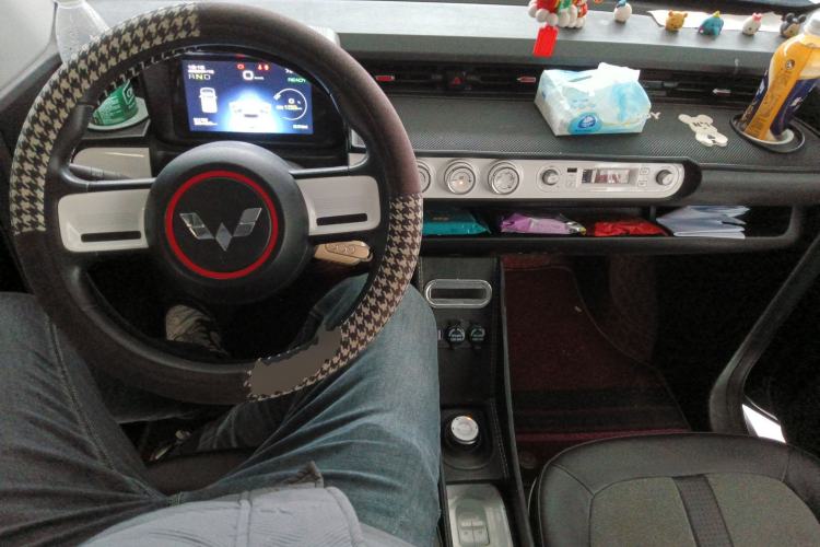 Used Wuling Hongguang MINIEV 2022 GAMEBOY 200km Gaming Edition with Lithium Iron Phosphate Center Console