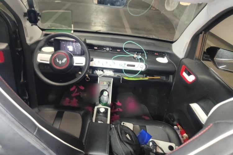 Used Wuling Hongguang MINIEV 2022 GAMEBOY 300km Enthusiast Model with Lithium Iron Phosphate Center Console