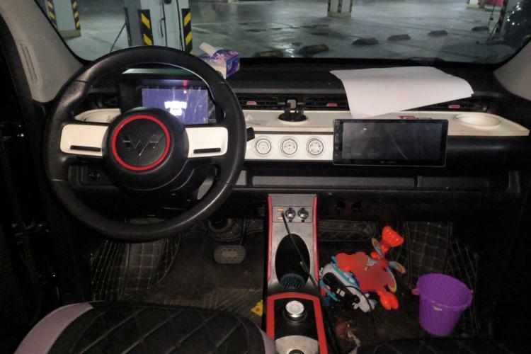 Used Wuling Hongguang MINIEV 2022 GAMEBOY 200km Gaming Edition with Lithium Iron Phosphate Center Console