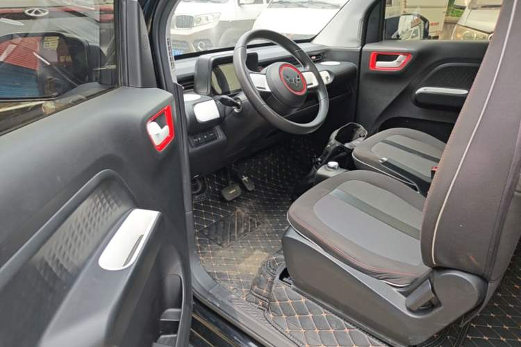Used Wuling Hongguang MINIEV 2022 GAMEBOY 300km Play Edition Lithium Iron Phosphate Driver Seat