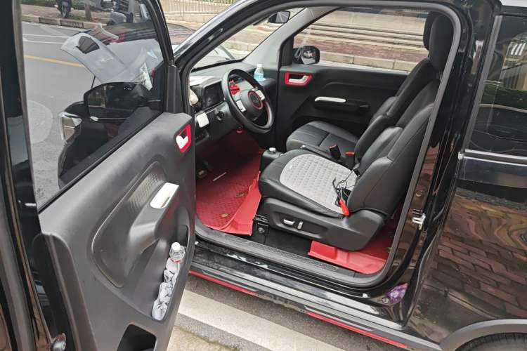 Used Wuling Hongguang MINIEV 2022 GAMEBOY 200km Gaming Edition with Lithium Iron Phosphate Driver Seat