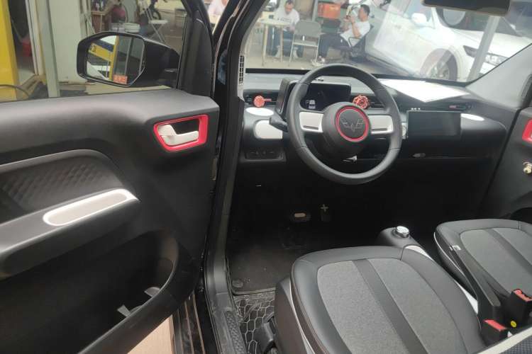 Used Wuling Hongguang MINIEV 2022 GAMEBOY 200km Gaming Edition with Lithium Iron Phosphate Driver Seat