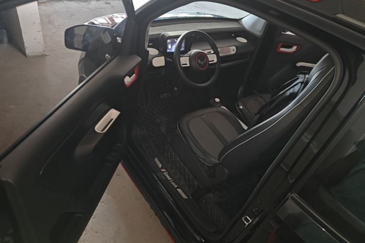 Used Wuling Hongguang MINIEV 2022 GAMEBOY 300km Enthusiast Model with Lithium Iron Phosphate Driver Seat