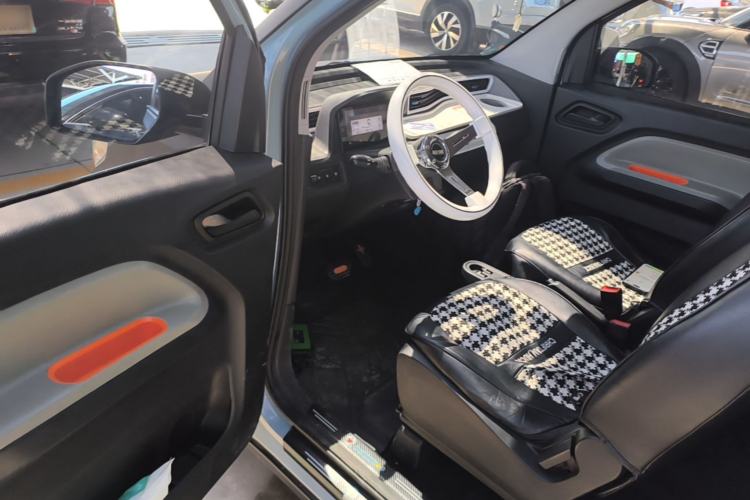 Used Wuling Hongguang MINIEV 2022 Easy Version Lithium Iron Phosphate Driver Seat
