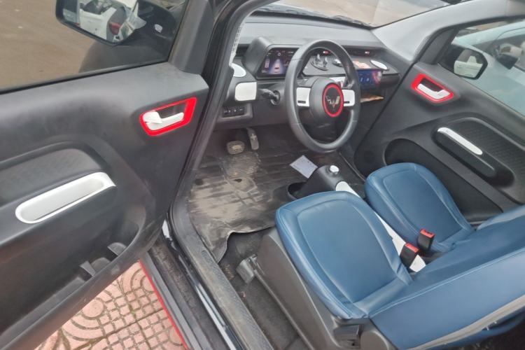 Used Wuling Hongguang MINIEV 2022 GAMEBOY 200km Play Edition with Lithium Iron Phosphate Driver Seat