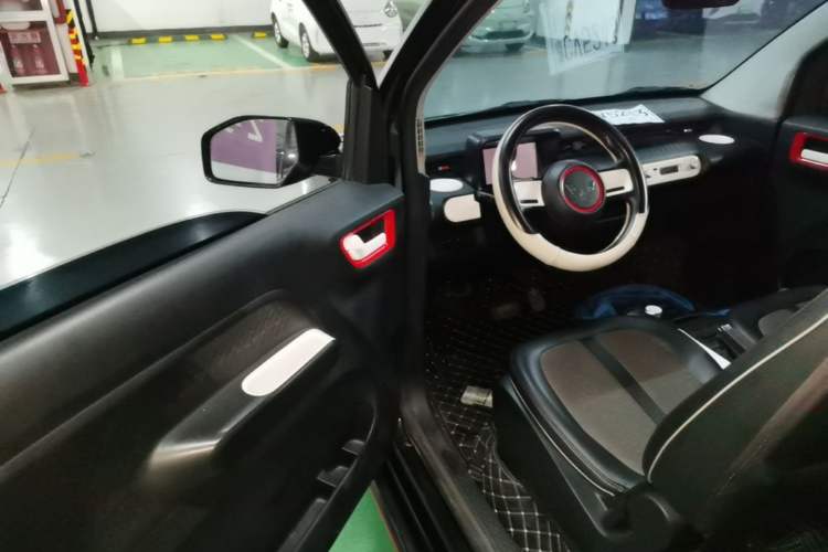 Used Wuling Hongguang MINIEV 2022 GAMEBOY 200km Gaming Edition with Lithium Iron Phosphate Driver Seat