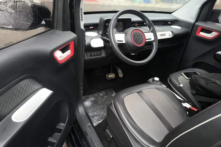 Used Wuling Hongguang MINIEV 2022 GAMEBOY 200km Gaming Edition with Lithium Iron Phosphate Driver Seat