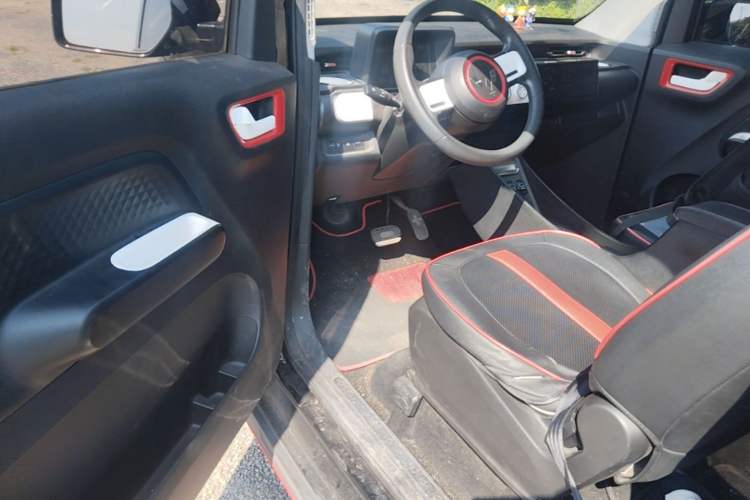 Used Wuling Hongguang MINIEV 2022 GAMEBOY 200km Gaming Edition with Lithium Iron Phosphate Driver Seat