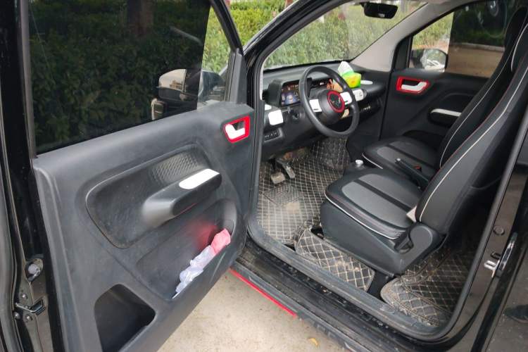Used Wuling Hongguang MINIEV 2022 GAMEBOY 200km Gaming Edition with Lithium Iron Phosphate Driver Seat