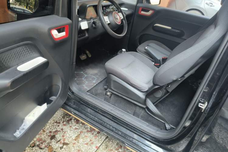 Used Wuling Hongguang MINIEV 2022 GAMEBOY 300km Play Edition Lithium Iron Phosphate Driver Seat