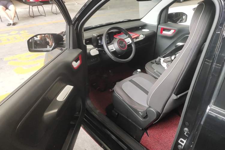 Used Wuling Hongguang MINIEV 2022 GAMEBOY 300km Play Edition Lithium Iron Phosphate Driver Seat