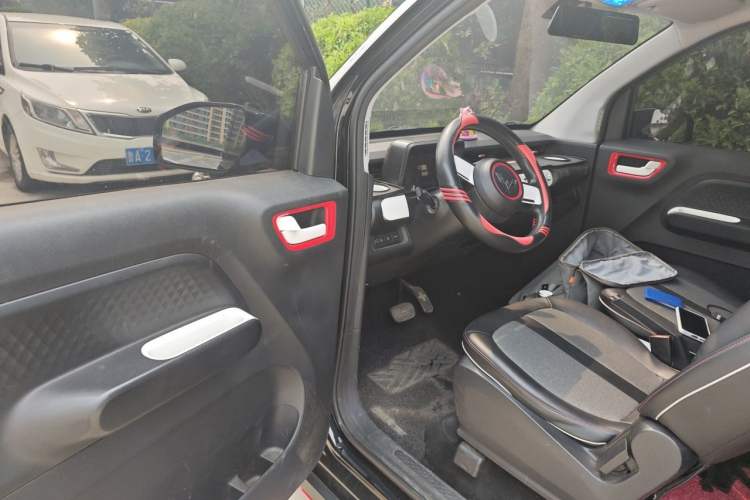 Used Wuling Hongguang MINIEV 2022 GAMEBOY 200km Play Edition with Lithium Iron Phosphate Driver Seat