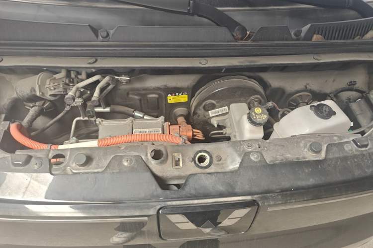 Used Wuling Hongguang MINIEV 2022 GAMEBOY 200km Play Edition with Lithium Iron Phosphate Engine Bay