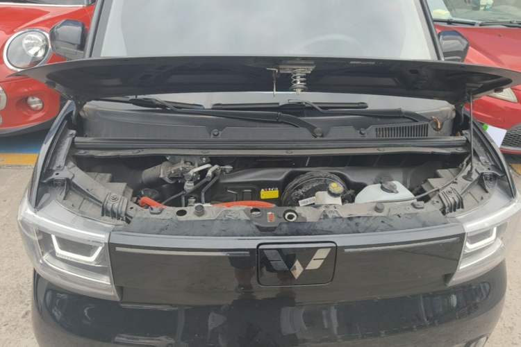 Used Wuling Hongguang MINIEV 2022 GAMEBOY 200km Gaming Edition with Lithium Iron Phosphate Engine Bay