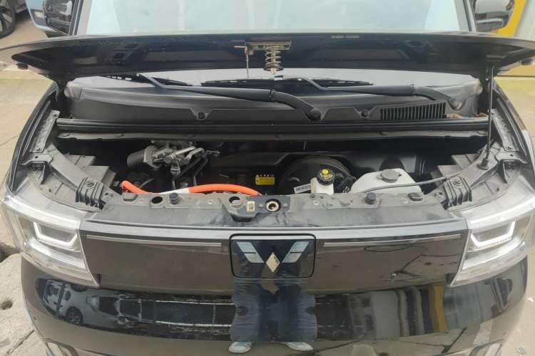 Used Wuling Hongguang MINIEV 2022 GAMEBOY 200km Gaming Edition with Lithium Iron Phosphate Engine Bay