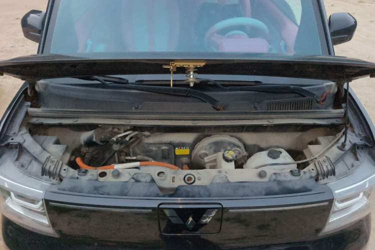 Used Wuling Hongguang MINIEV 2022 GAMEBOY 200km Gaming Edition with Lithium Iron Phosphate Engine Bay