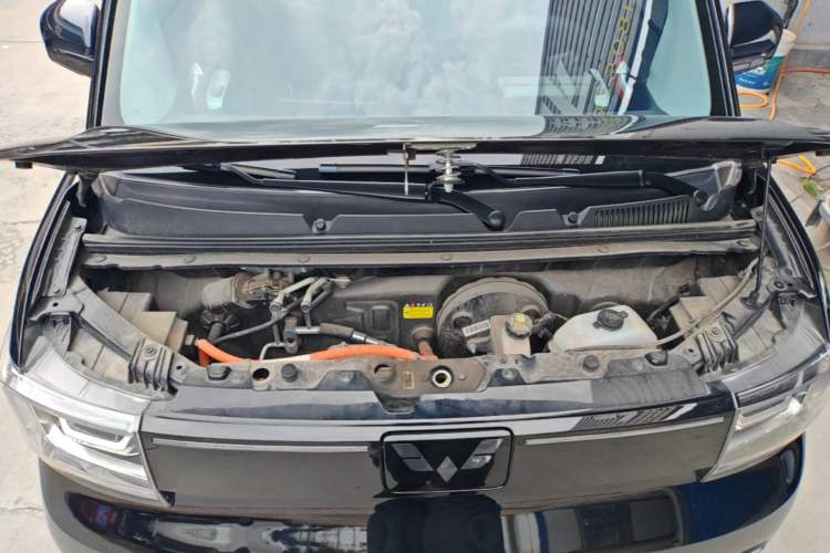 Used Wuling Hongguang MINIEV 2022 GAMEBOY 200km Gaming Edition with Lithium Iron Phosphate Engine Bay