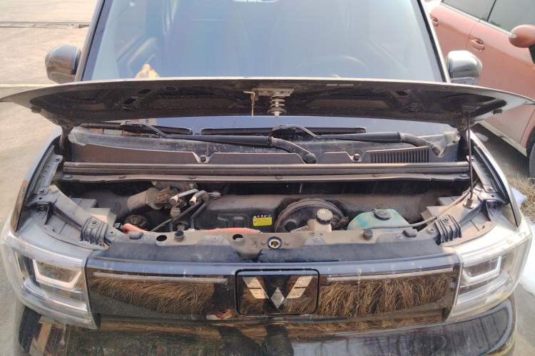 Used Wuling Hongguang MINIEV 2022 GAMEBOY 200km Gaming Edition with Lithium Iron Phosphate Engine Bay