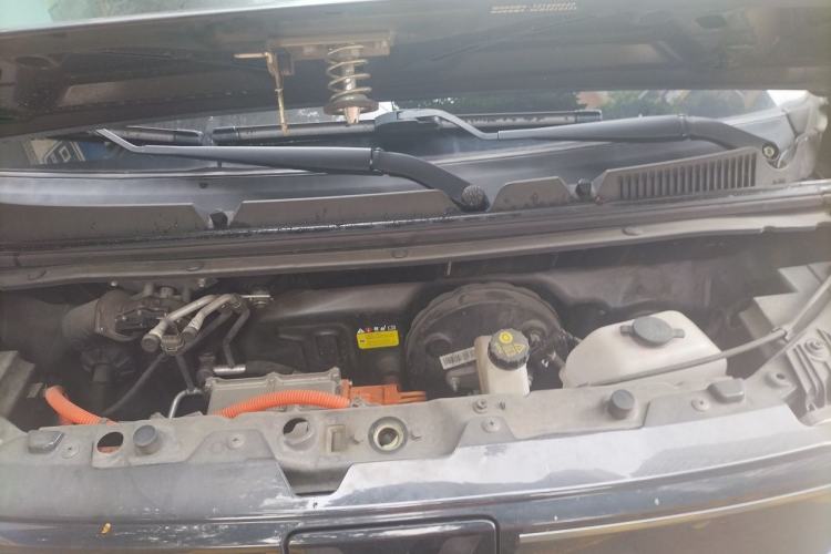 Used Wuling Hongguang MINIEV 2022 GAMEBOY 300km Enthusiast Model with Lithium Iron Phosphate Engine Bay