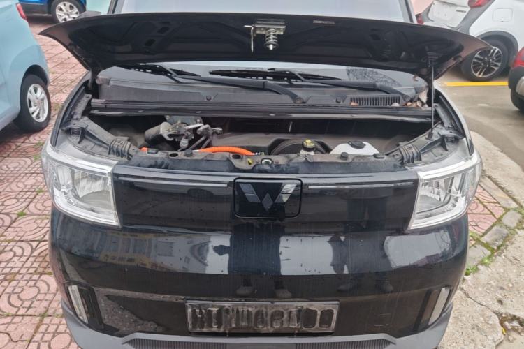 Used Wuling Hongguang MINIEV 2022 GAMEBOY 200km Play Edition with Lithium Iron Phosphate Engine Bay