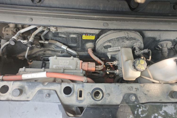 Used Wuling Hongguang MINIEV 2022 GAMEBOY 300km Enthusiast Model with Lithium Iron Phosphate Engine Bay