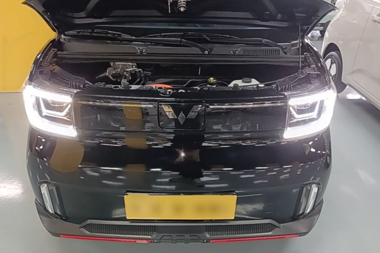 Used Wuling Hongguang MINIEV 2022 GAMEBOY 300km Enthusiast Model with Lithium Iron Phosphate Engine Bay