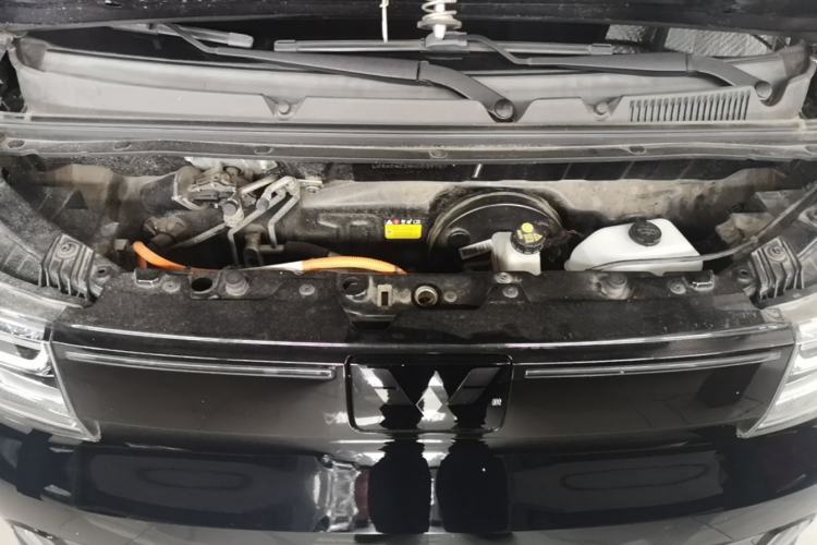 Used Wuling Hongguang MINIEV 2022 GAMEBOY 300km Enthusiast Model with Lithium Iron Phosphate Engine Bay