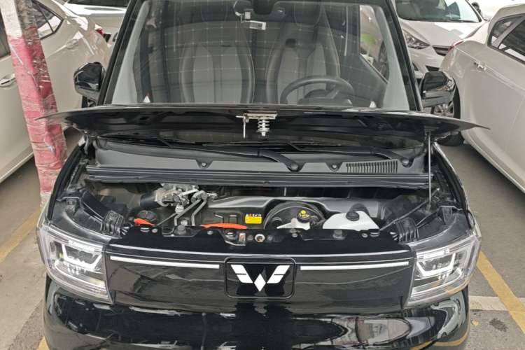 Used Wuling Hongguang MINIEV 2022 GAMEBOY 200km Gaming Edition with Lithium Iron Phosphate Engine Bay