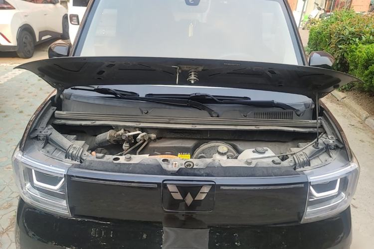 Used Wuling Hongguang MINIEV 2022 GAMEBOY 200km Gaming Edition with Lithium Iron Phosphate Engine Bay