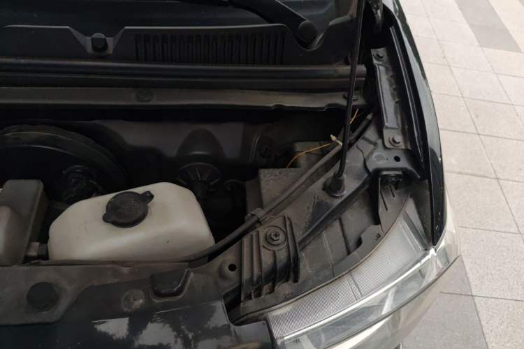 Used Wuling Hongguang MINIEV 2022 GAMEBOY 200km Gaming Edition with Lithium Iron Phosphate Engine Bay Left