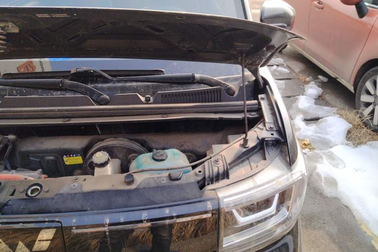 Used Wuling Hongguang MINIEV 2022 GAMEBOY 200km Gaming Edition with Lithium Iron Phosphate Engine Bay Left