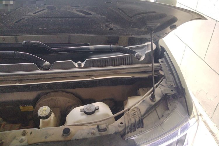 Used Wuling Hongguang MINIEV 2022 GAMEBOY 200km Gaming Edition with Lithium Iron Phosphate Engine Bay Left