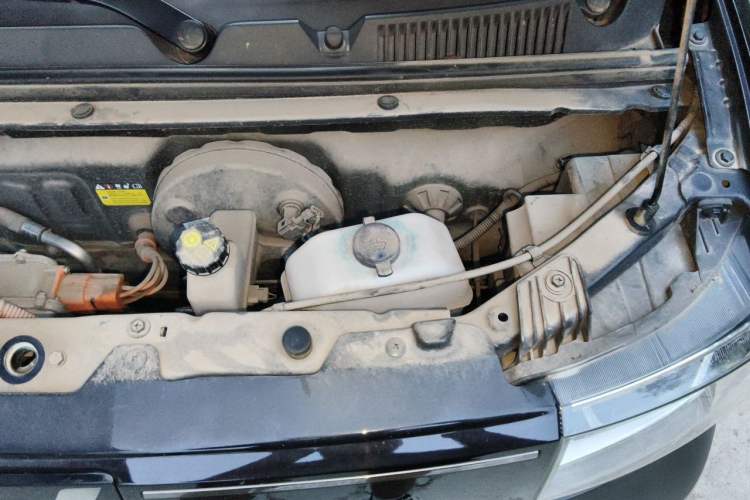 Used Wuling Hongguang MINIEV 2022 GAMEBOY 200km Gaming Edition with Lithium Iron Phosphate Engine Bay Left