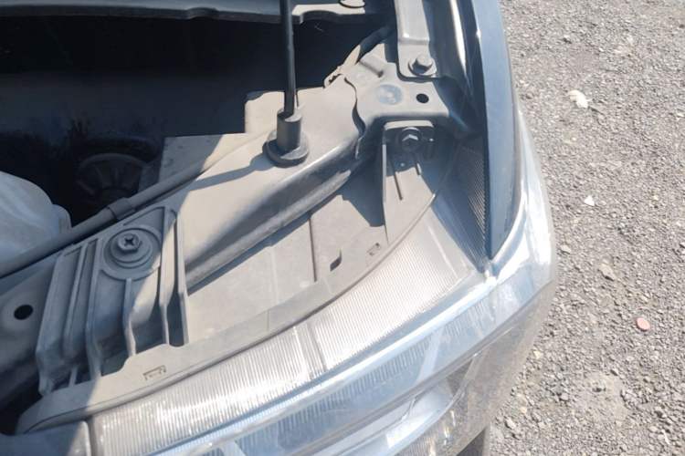 Used Wuling Hongguang MINIEV 2022 GAMEBOY 200km Gaming Edition with Lithium Iron Phosphate Engine Bay Left