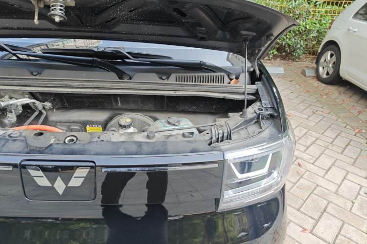 Used Wuling Hongguang MINIEV 2022 GAMEBOY 200km Gaming Edition with Lithium Iron Phosphate Engine Bay Left