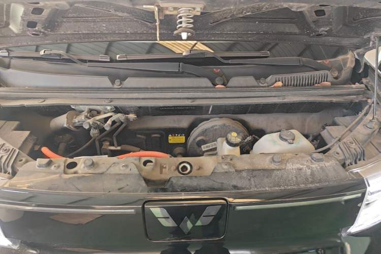 Used Wuling Hongguang MINIEV 2022 GAMEBOY 200km Gaming Edition with Lithium Iron Phosphate Engine Bay