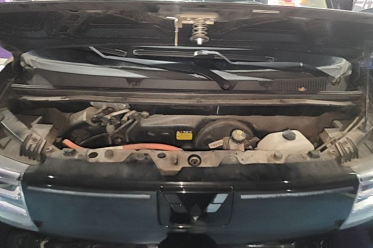 Used Wuling Hongguang MINIEV 2022 GAMEBOY 200km Gaming Edition with Lithium Iron Phosphate Engine Bay