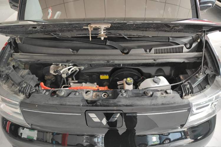 Used Wuling Hongguang MINIEV 2022 GAMEBOY 200km Gaming Edition with Lithium Iron Phosphate Engine Bay