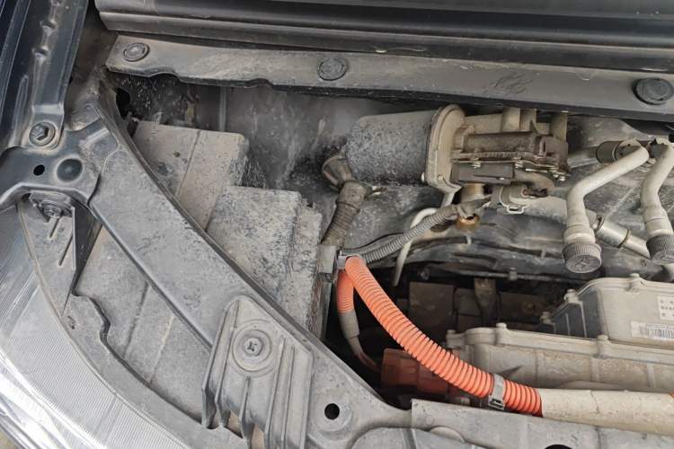Used Wuling Hongguang MINIEV 2022 GAMEBOY 300km Enthusiast Model with Lithium Iron Phosphate Engine Bay Right