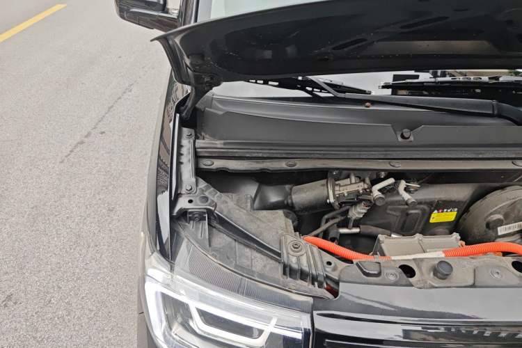 Used Wuling Hongguang MINIEV 2022 GAMEBOY 200km Gaming Edition with Lithium Iron Phosphate Engine Bay Right