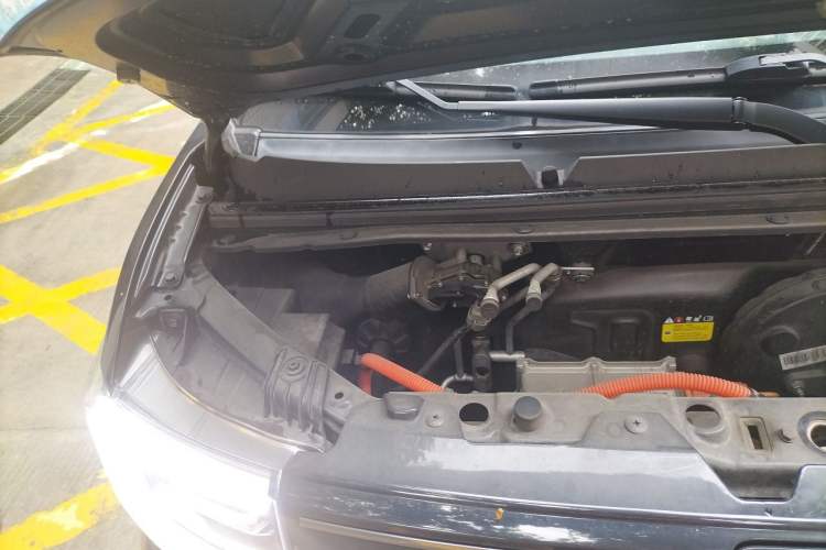 Used Wuling Hongguang MINIEV 2022 GAMEBOY 300km Enthusiast Model with Lithium Iron Phosphate Engine Bay Right