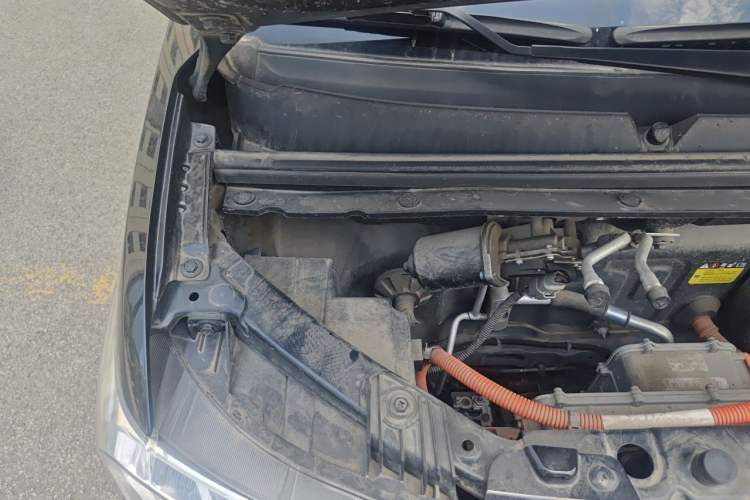 Used Wuling Hongguang MINIEV 2022 GAMEBOY 200km Gaming Edition with Lithium Iron Phosphate Engine Bay Right