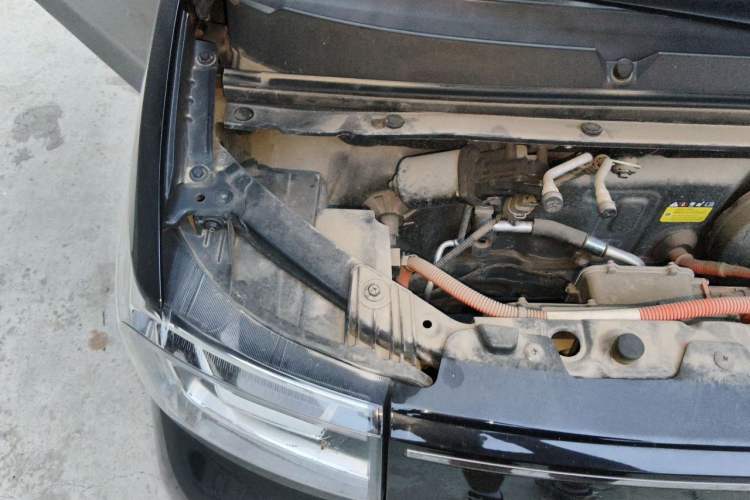 Used Wuling Hongguang MINIEV 2022 GAMEBOY 200km Gaming Edition with Lithium Iron Phosphate Engine Bay Right