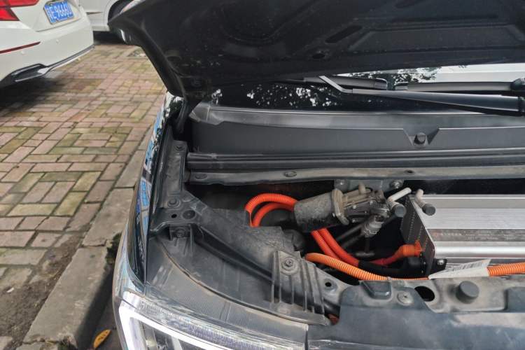 Used Wuling Hongguang MINIEV 2022 GAMEBOY 300km Enthusiast Model with Lithium Iron Phosphate Engine Bay Right